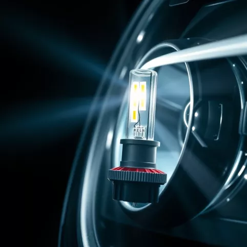 Jakie żarówki H1 LED do lamp soczewkowych