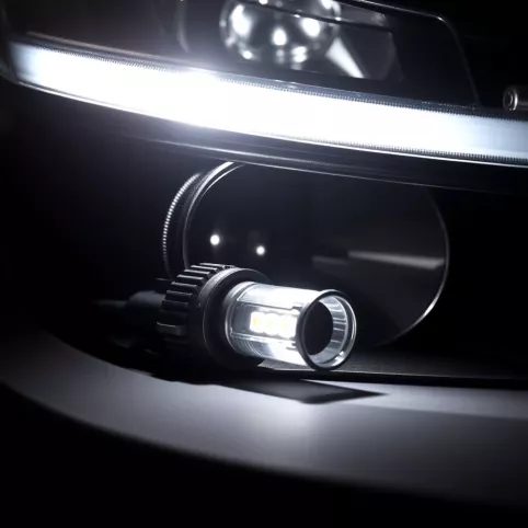 Jakie żarówki H7 LED do reflektorów soczewkowych