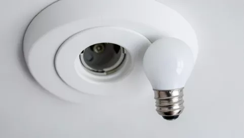 zamiennik żarówki halogenowej na led